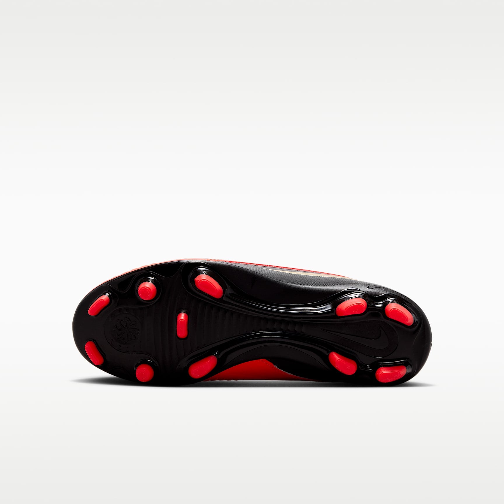 Nike Jr. Phantom 6 Low Club – Carmesí brillante/Carmesí brillante/Negro – vista 2