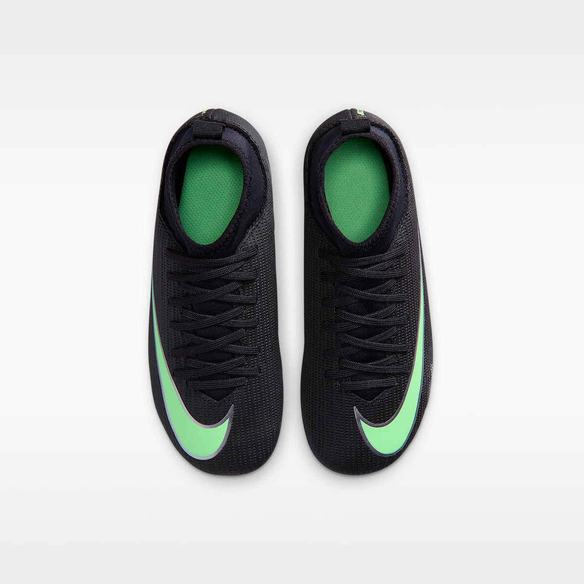 Nike Jr. Mercurial Superfly 11 Club – Negro/Negro/Verde ilusión – vista 4