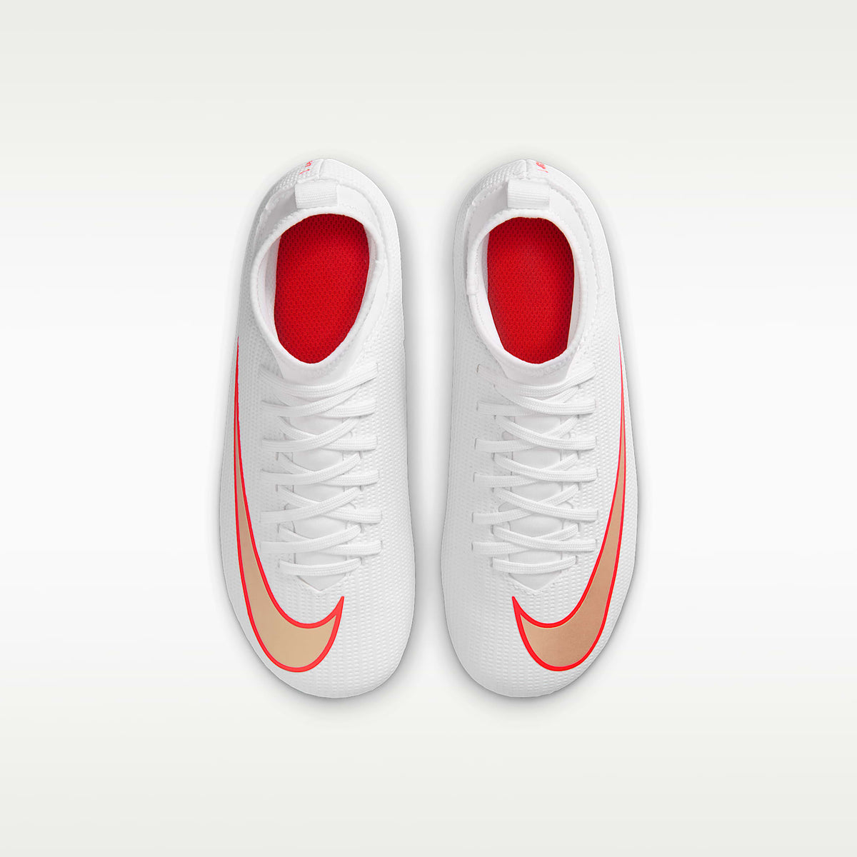 Nike Jr. Mercurial Superfly 11 Club – Blanco/Carmesí brillante/Difuso – vista 4