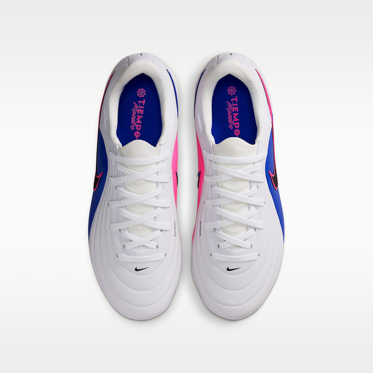 Nike Jr. Tiempo Maestro Academy – Blanco/Azul carrera/Avalancha rosa/Negro – vista 4