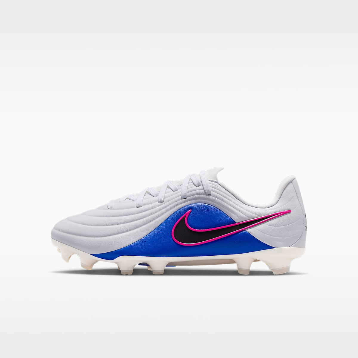 Nike Jr. Tiempo Maestro Academy – Blanco/Azul carrera/Avalancha rosa/Negro – vista 1