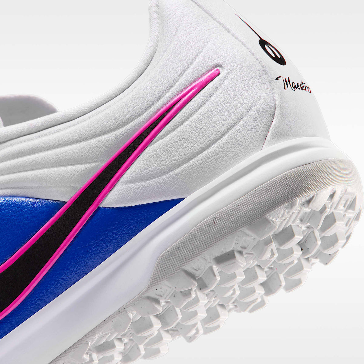 Nike Jr. Tiempo Maestro Academy – Blanco/Azul carrera/Avalancha rosa/Negro – vista 8