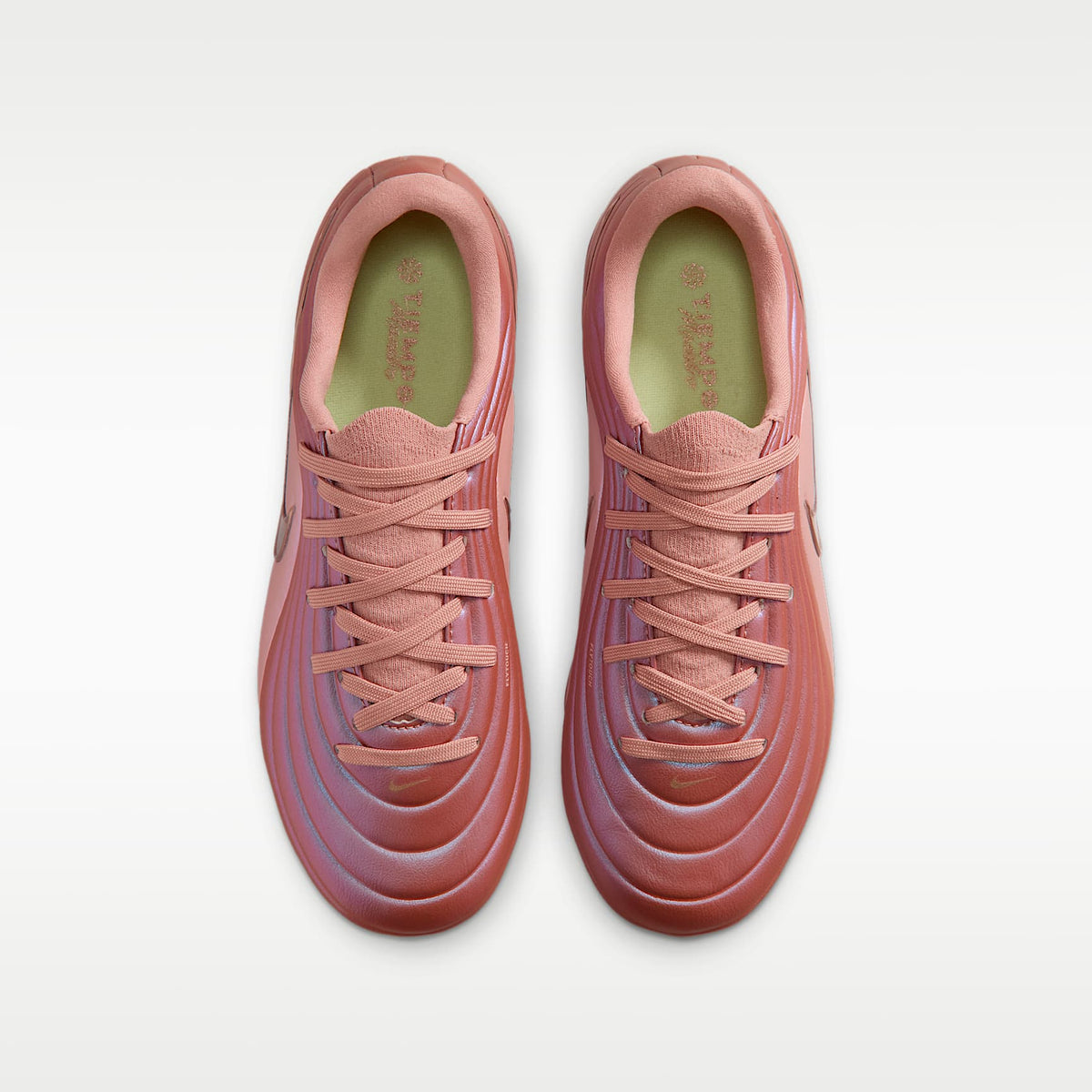 Nike Jr. Tiempo Maestro Academy LE – Bronce rojo metálico/Oro rosa metalizado – vista 4