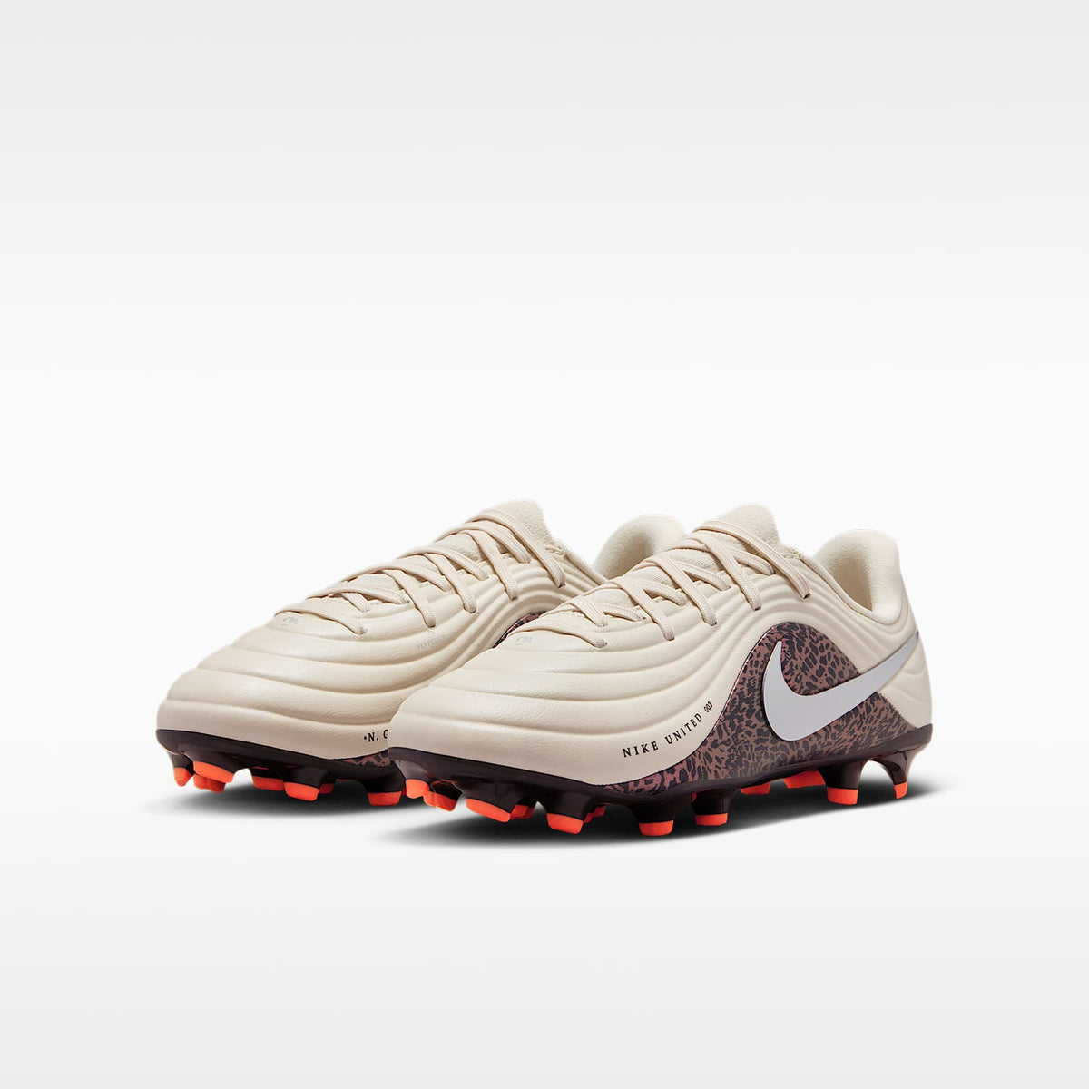 Nike United Jr. Tiempo Maestro Academy – Fósil/Burdeos enérgico/Plata metalizado – vista 5