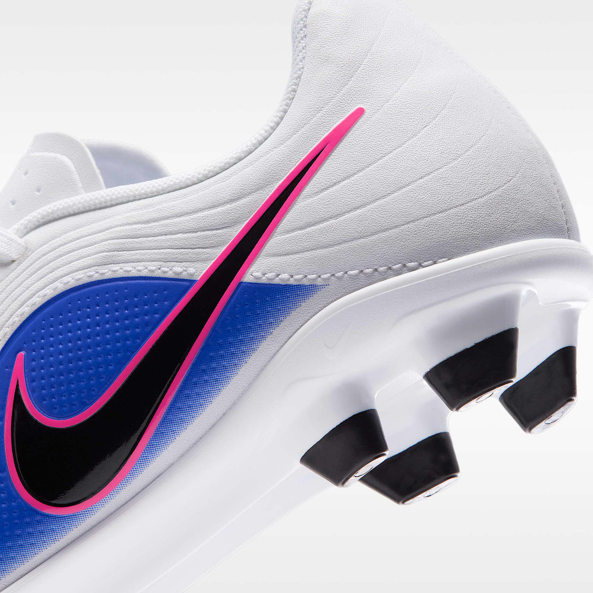 Nike Jr. Tiempo Maestro Club – Blanco/Azul carrera/Avalancha rosa/Negro – vista 9