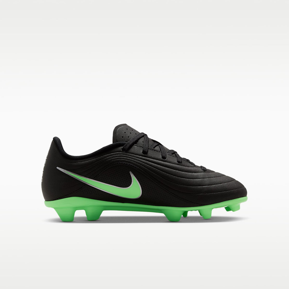 Nike Jr. Tiempo Maestro Club – Negro/Negro/Verde ilusión – vista 3