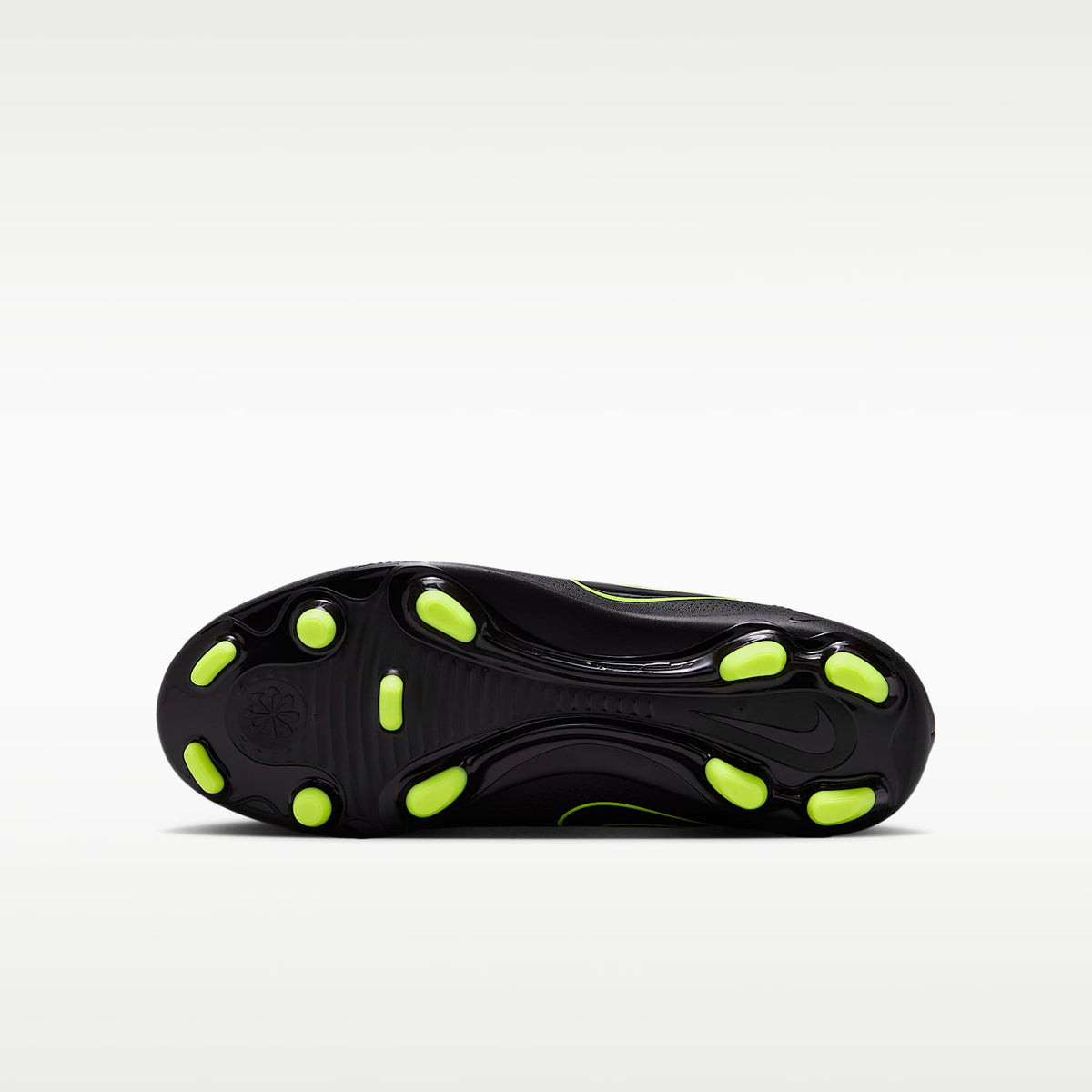 Nike Jr. Tiempo Maestro Club – Negro/Volt/Negro – vista 2