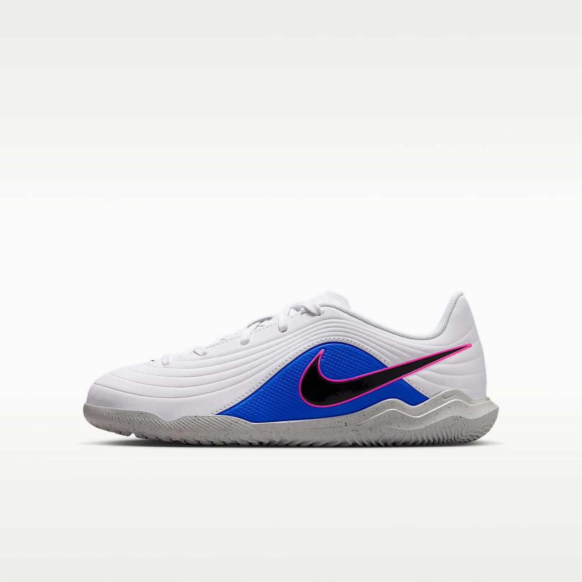 Nike Jr. Tiempo Maestro Club – Blanco/Azul carrera/Avalancha rosa/Negro – vista 1
