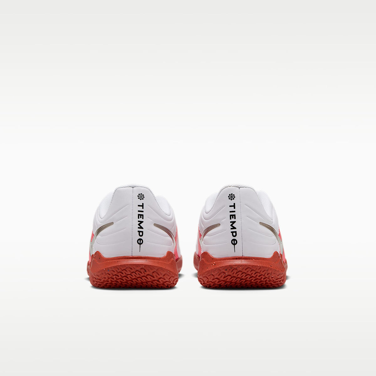 Nike Jr. Tiempo Maestro Club – Blanco/Carmesí brillante/Difuso – vista 6
