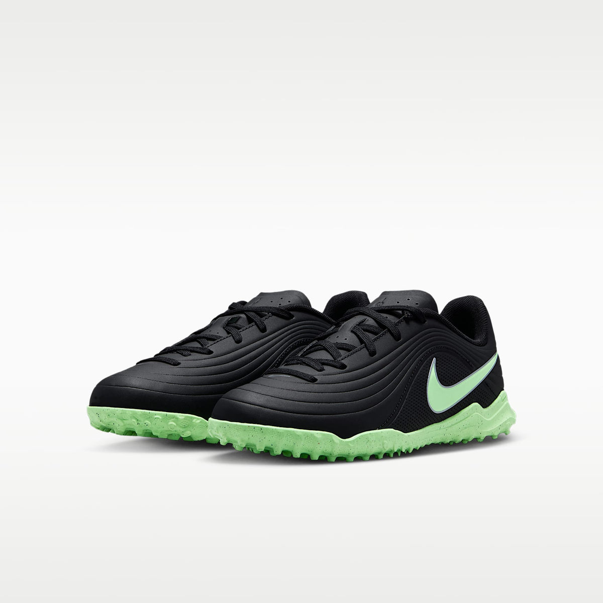 Nike Jr. Tiempo Maestro Club – Negro/Negro/Verde ilusión – vista 5