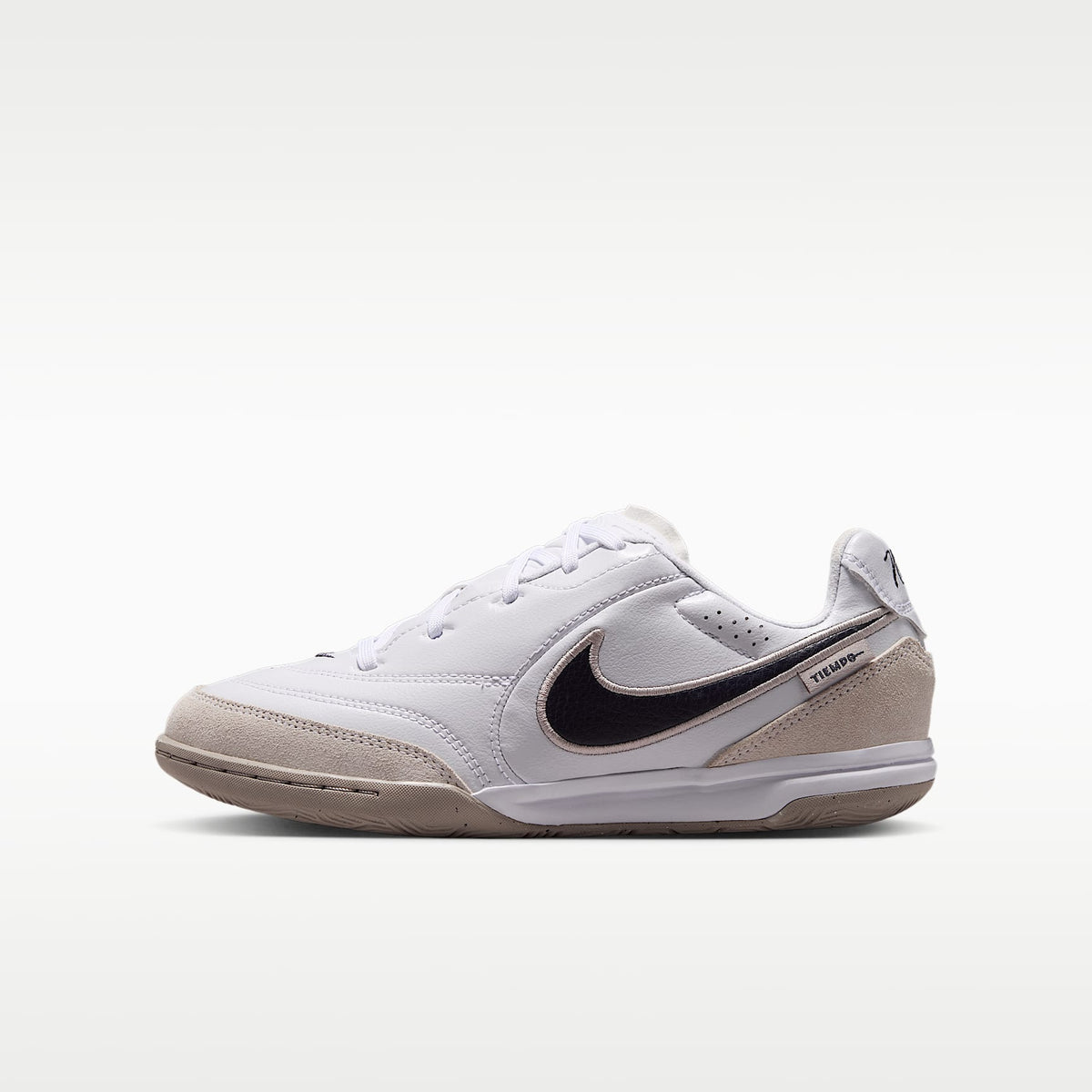 Nike Jr. Tiempo Streetgato – Blanco/Gris partícula/Parrilla – vista 1