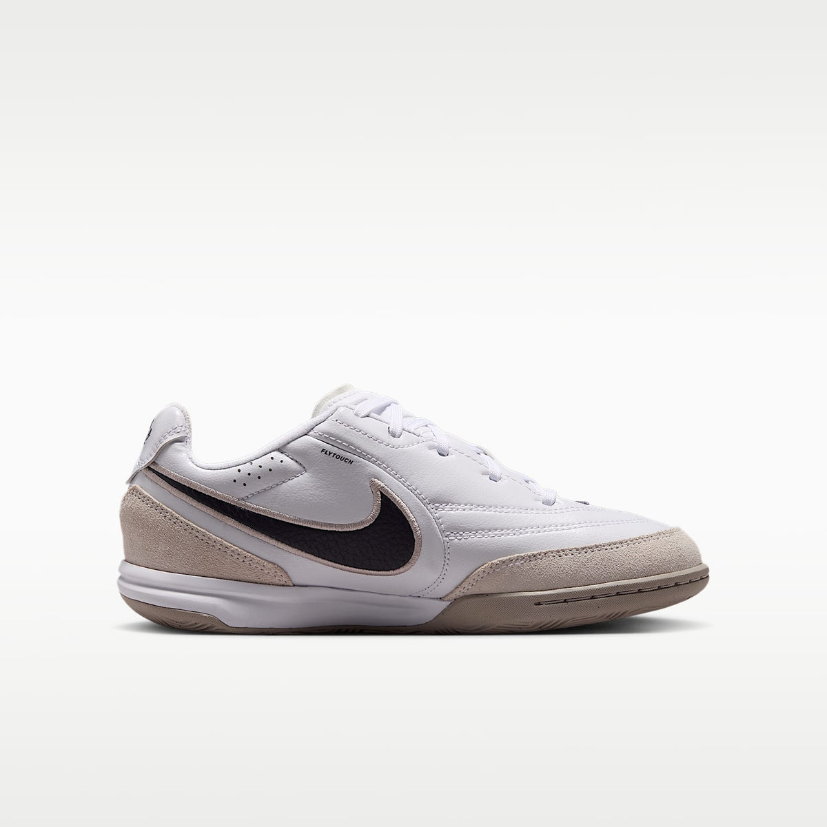 Nike Jr. Tiempo Streetgato – Blanco/Gris partícula/Parrilla – vista 3