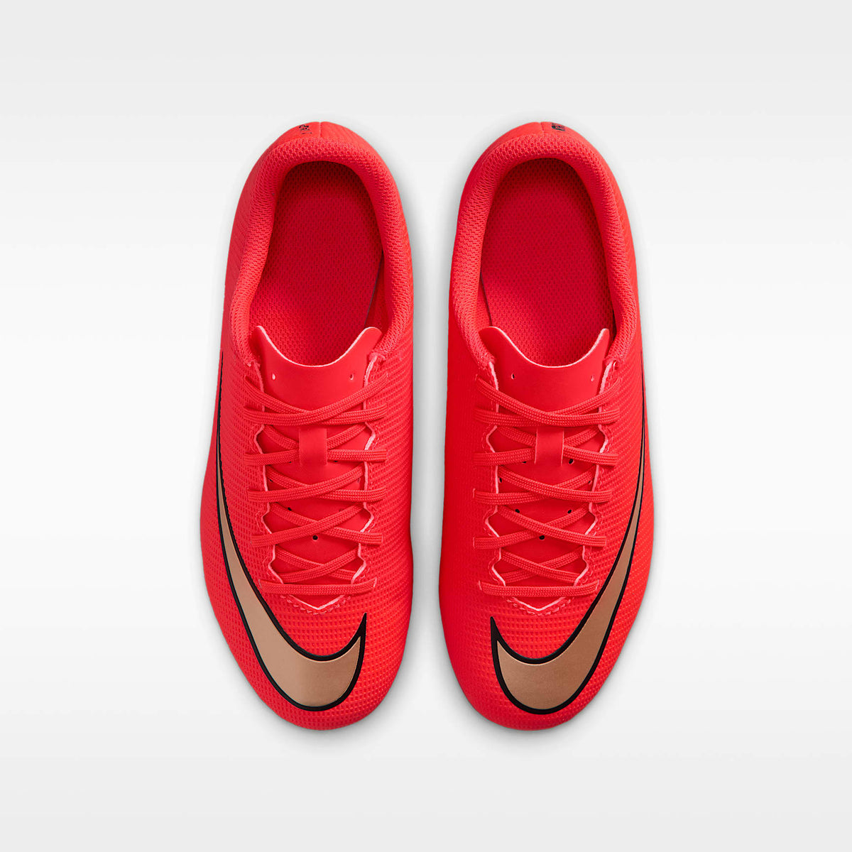 Nike Jr. Mercurial Vapor 17 Club – Carmesí brillante/Difuso – vista 4