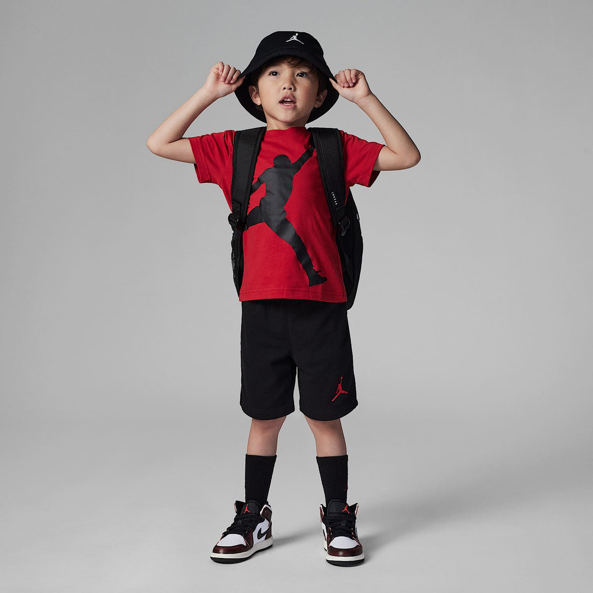 Conjunto Jumbo Jumpman de 2 piezas de shorts para niños talla pequeña Jordan – Negro – vista 1