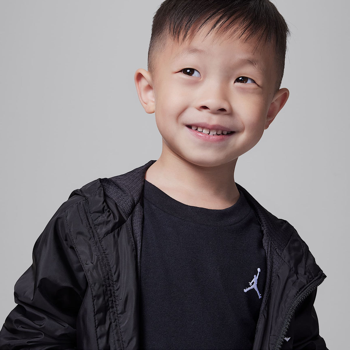 Playera bordada infantil Jumpman Air Jordan – Negro – vista 3