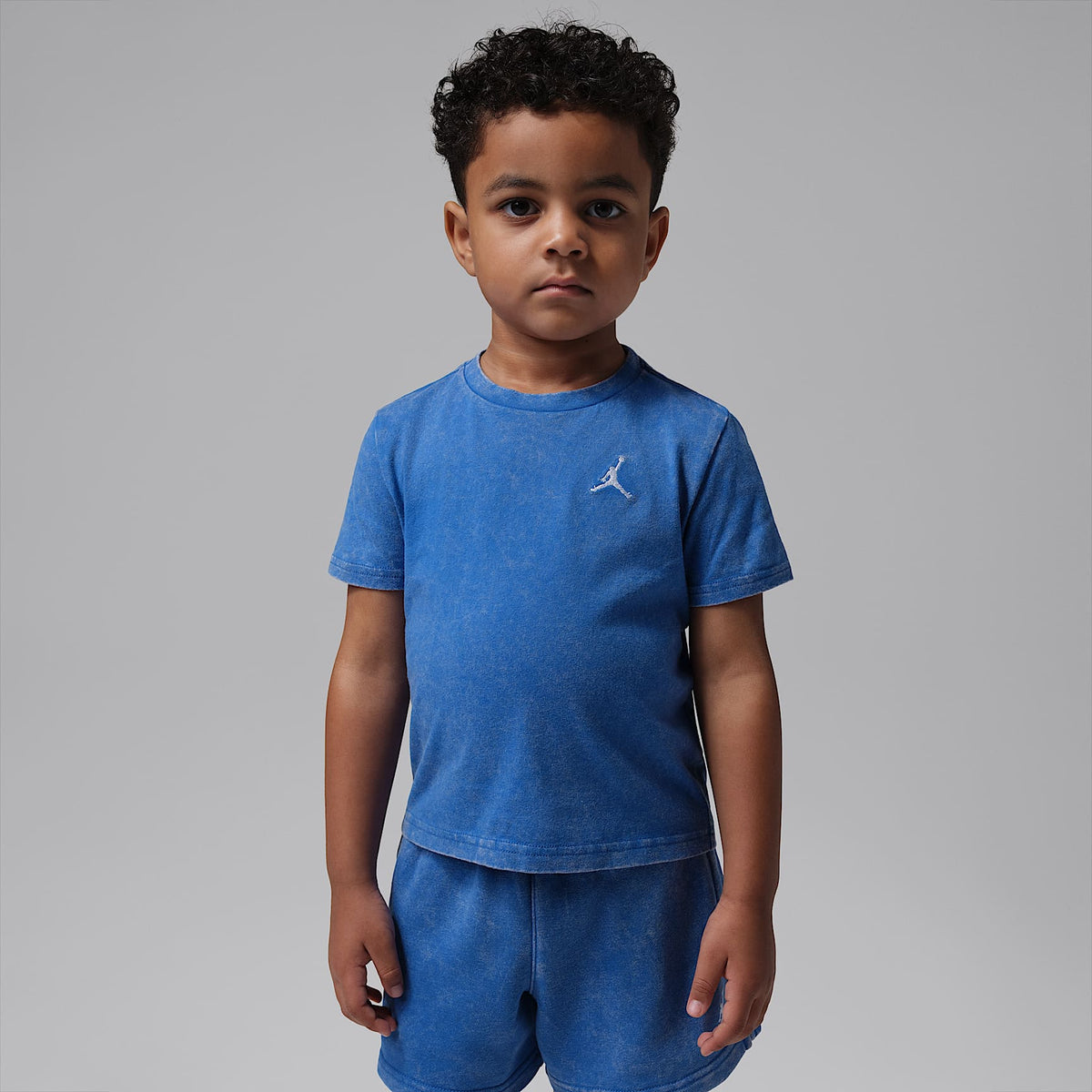 Playera bordada Air con efecto de lavado ácido infantil Jordan – Royal juego – vista 1