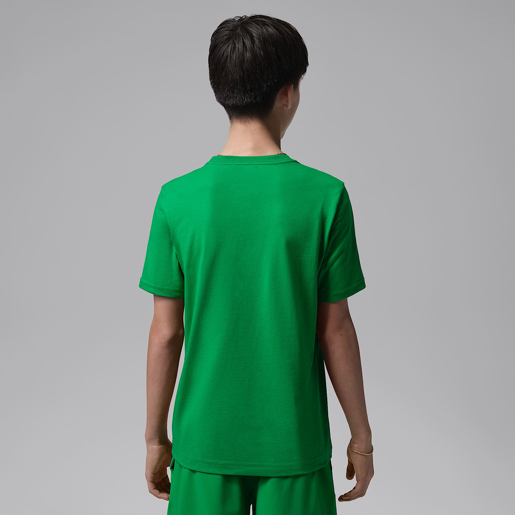Playera bordada Jumpman Air para niños talla grande Jordan – Verde suerte – vista 2