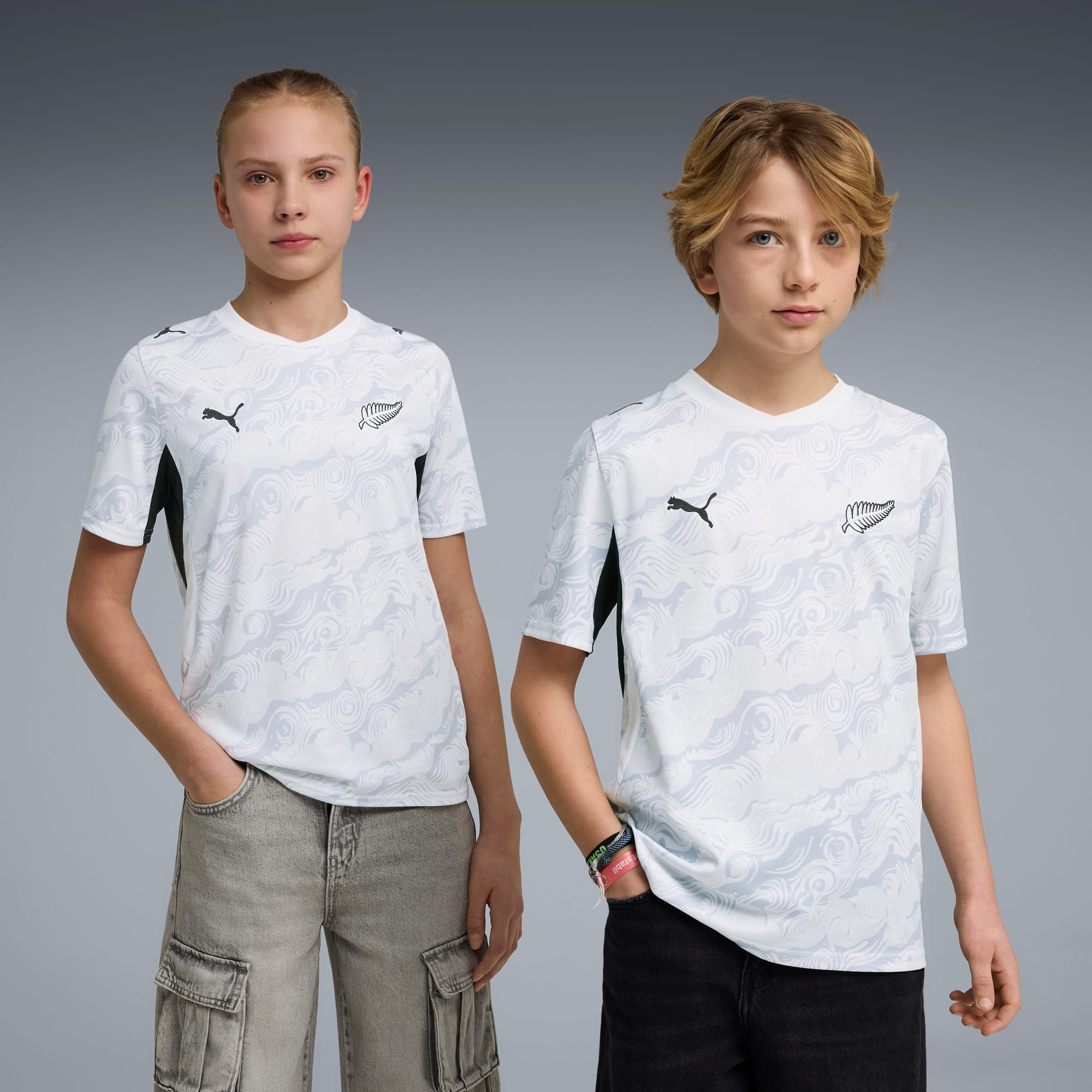 Jersey de futbol visitante de Nueva Zelanda juvenil – PUMA White-Silver Mist – vista 1