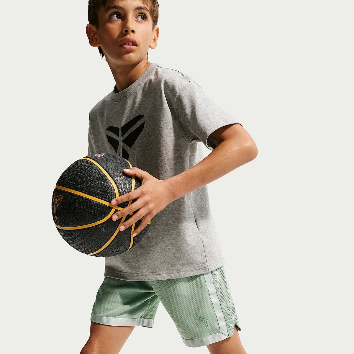 Shorts Dri-FIT Mamba para niños de talla grande Kobe – Vapor/Vapor – vista 4