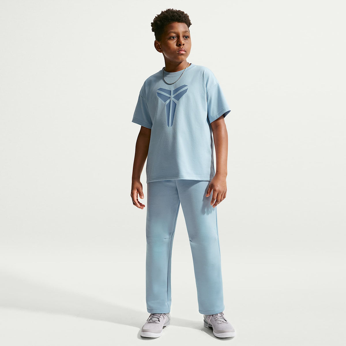 Playera Dri-FIT Max90 para niños talla grande Kobe – Azul militar claro/Azul de trabajo – vista 7