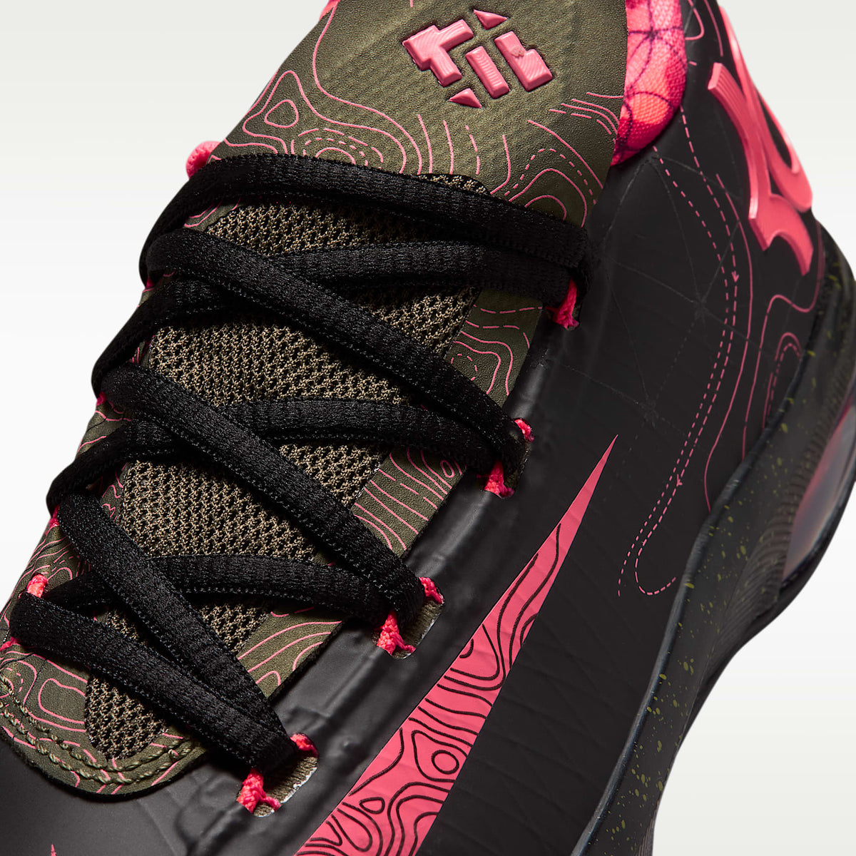 KD 6 "Meteorology" – Negro/Oliva medio/Rojo noble/Rojo atómico – vista 7