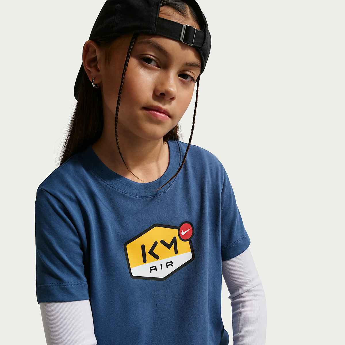 Playera Dri-FIT para niños talla grande Kylian Mbappé – Azul marino místico – vista 3