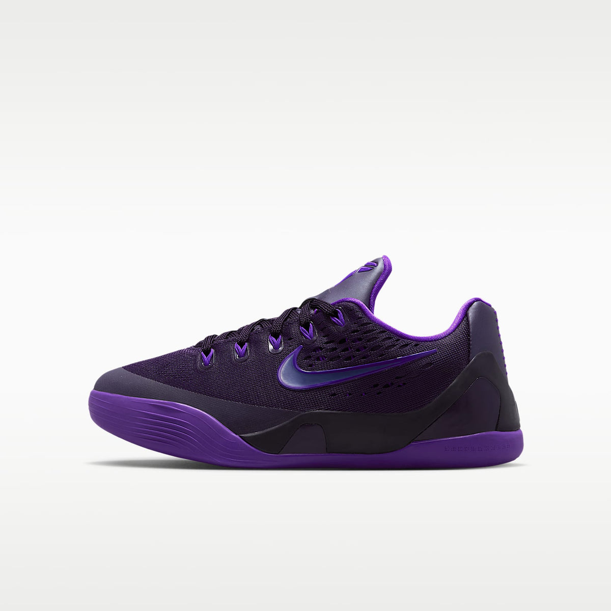Kobe IX Low EM – Morado dinastía/Morado arena/Morado feroz – vista 1