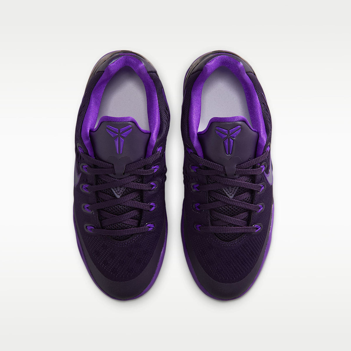 Kobe IX Low EM – Morado dinastía/Morado arena/Morado feroz – vista 4