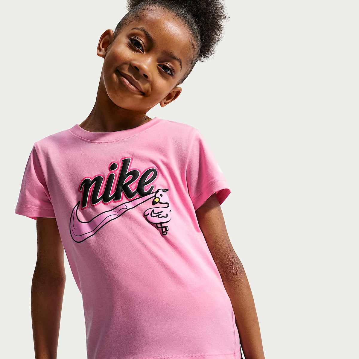 Playera Connected para niños talla pequeña Nike – Rosa amanecer – vista 3