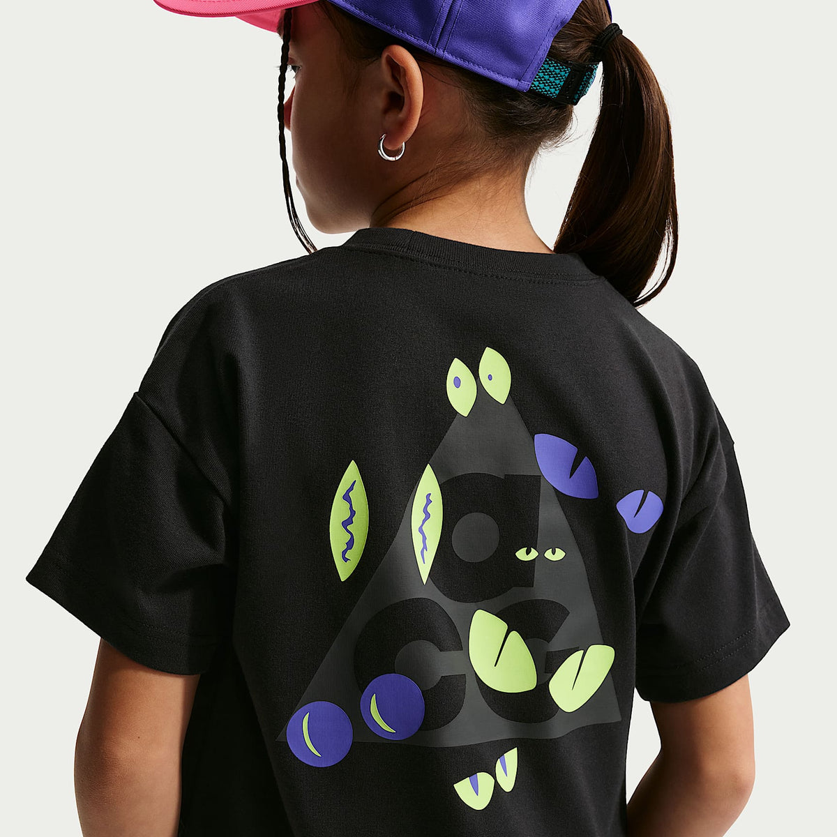 Playera Dri-FIT Max90 para niños Nike ACG – Negro – vista 2