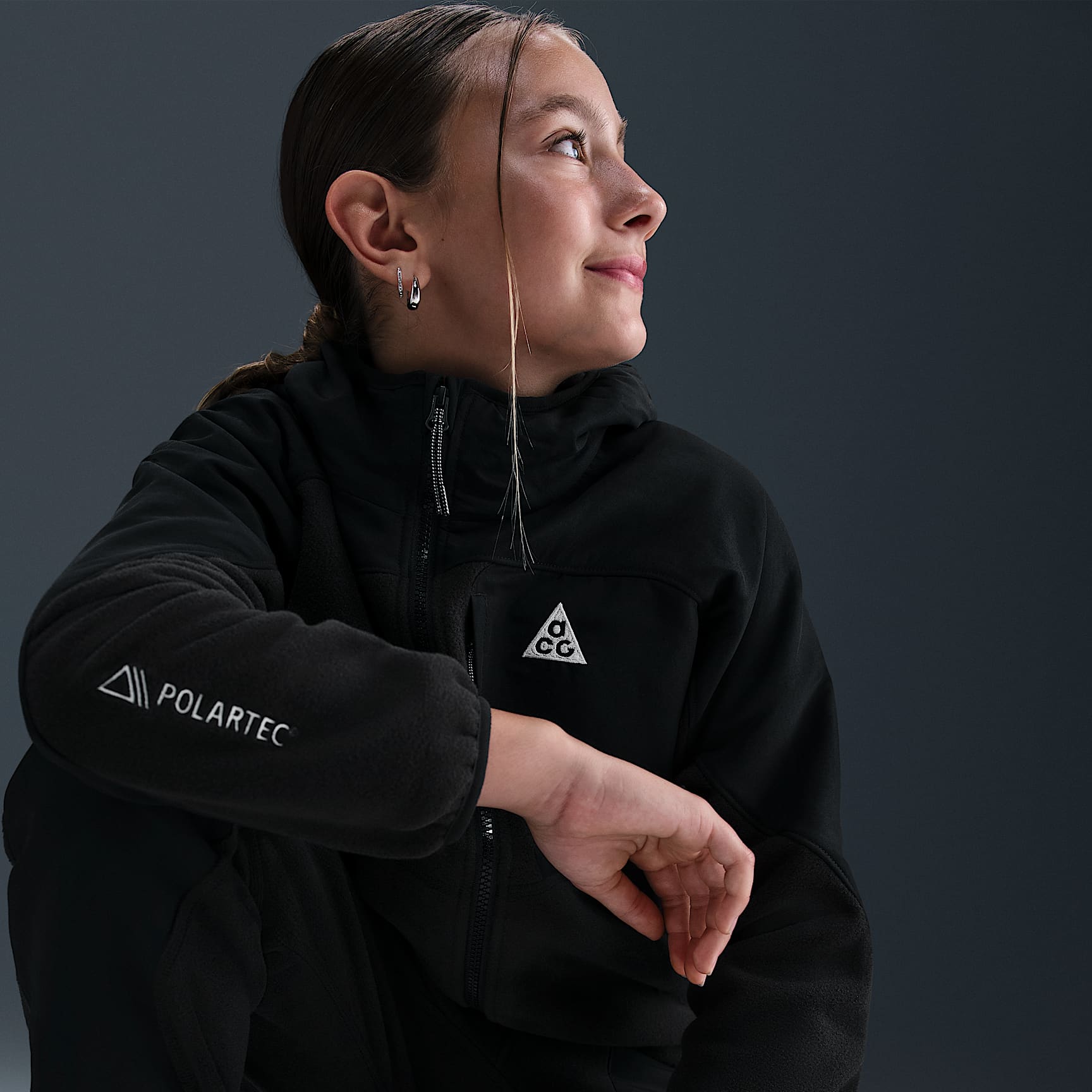 Sudadera con gorro Polartec® de cierre completo para niños talla grande Nike ACG "Wolf Tree" – Negro/Negro/Blanco cumbre – vista 2