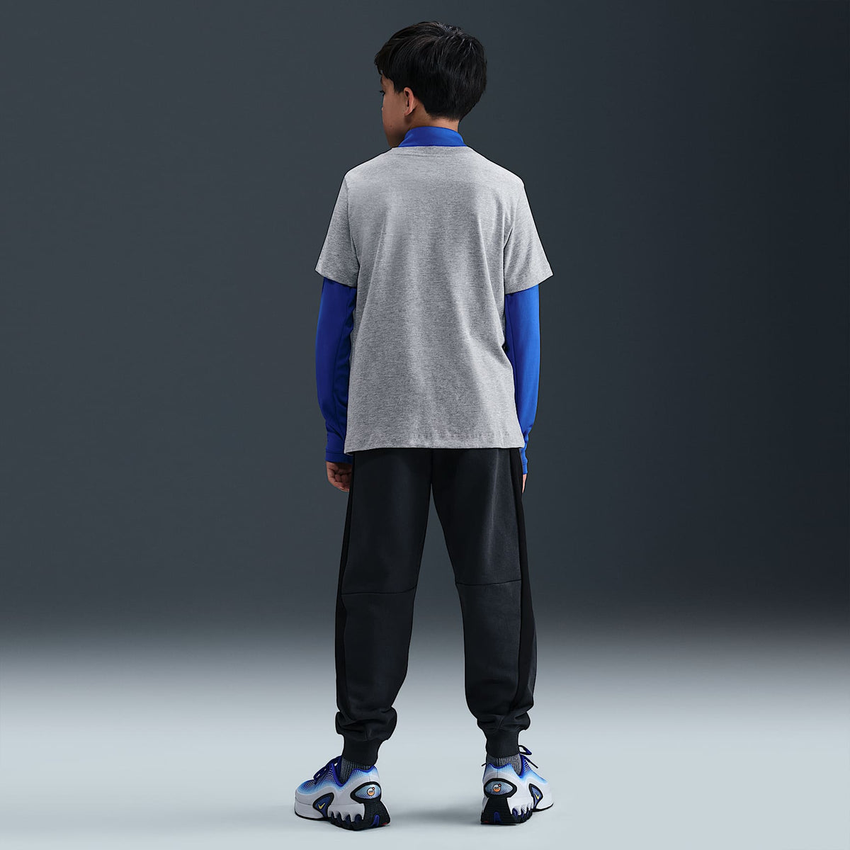 Playera para niños talla grande Nike Air – Gris oscuro jaspeado – vista 5
