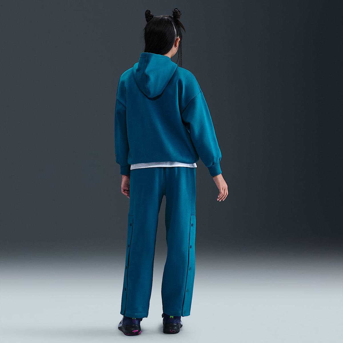Pants de tejido Fleece para niños talla grande Nike Culture of Basketball – Verde abismo/Negro – vista 4