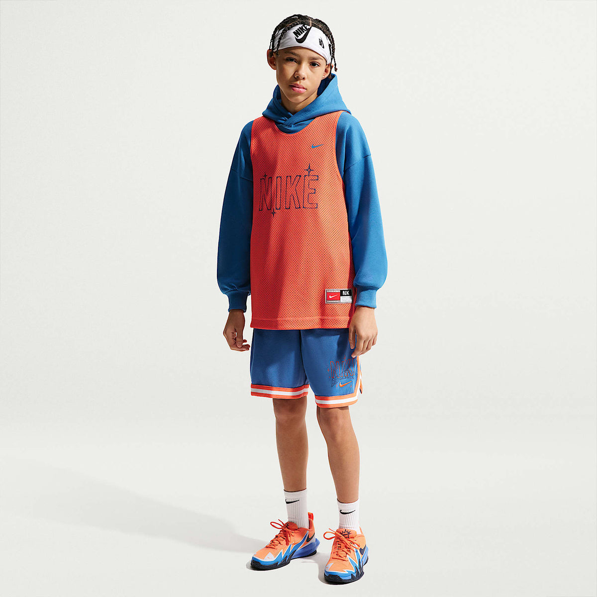 Jersey de básquetbol Dri-FIT para niños talla grande Nike Sportswear – Naranja césped/Estrella azul/Estrella azul – vista 4