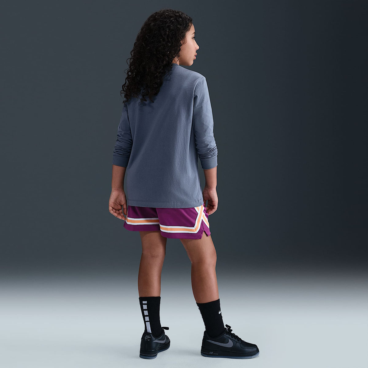 Shorts de básquetbol Dri-FIT de 13 cm para niños talla grande Nike Crossover – Baya resaltado/Blanco – vista 7
