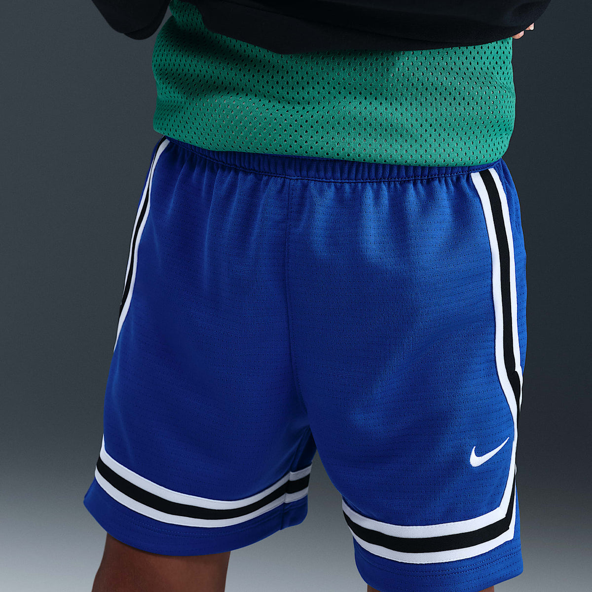 Shorts de básquetbol Dri-FIT de 13 cm para niños talla grande Nike Crossover – Royal juego/Blanco – vista 2