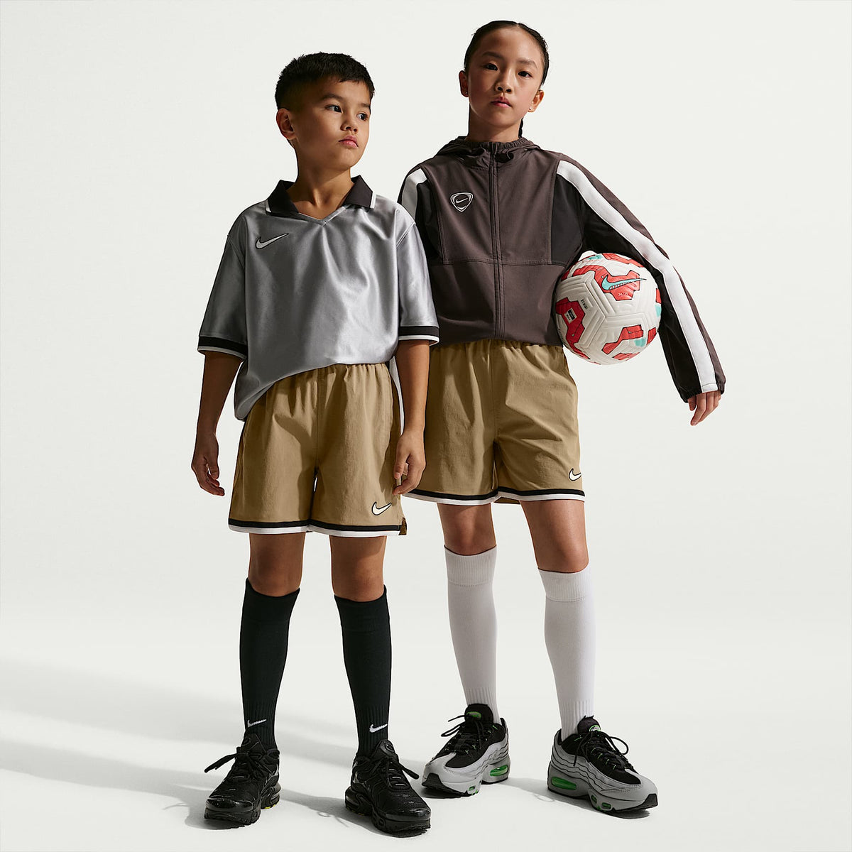 Shorts de fútbol Dri-FIT Nike Energy para niños talla grande – Avellana/Sombrío apagado/Blanco cumbre/Blanco cumbre – vista 1