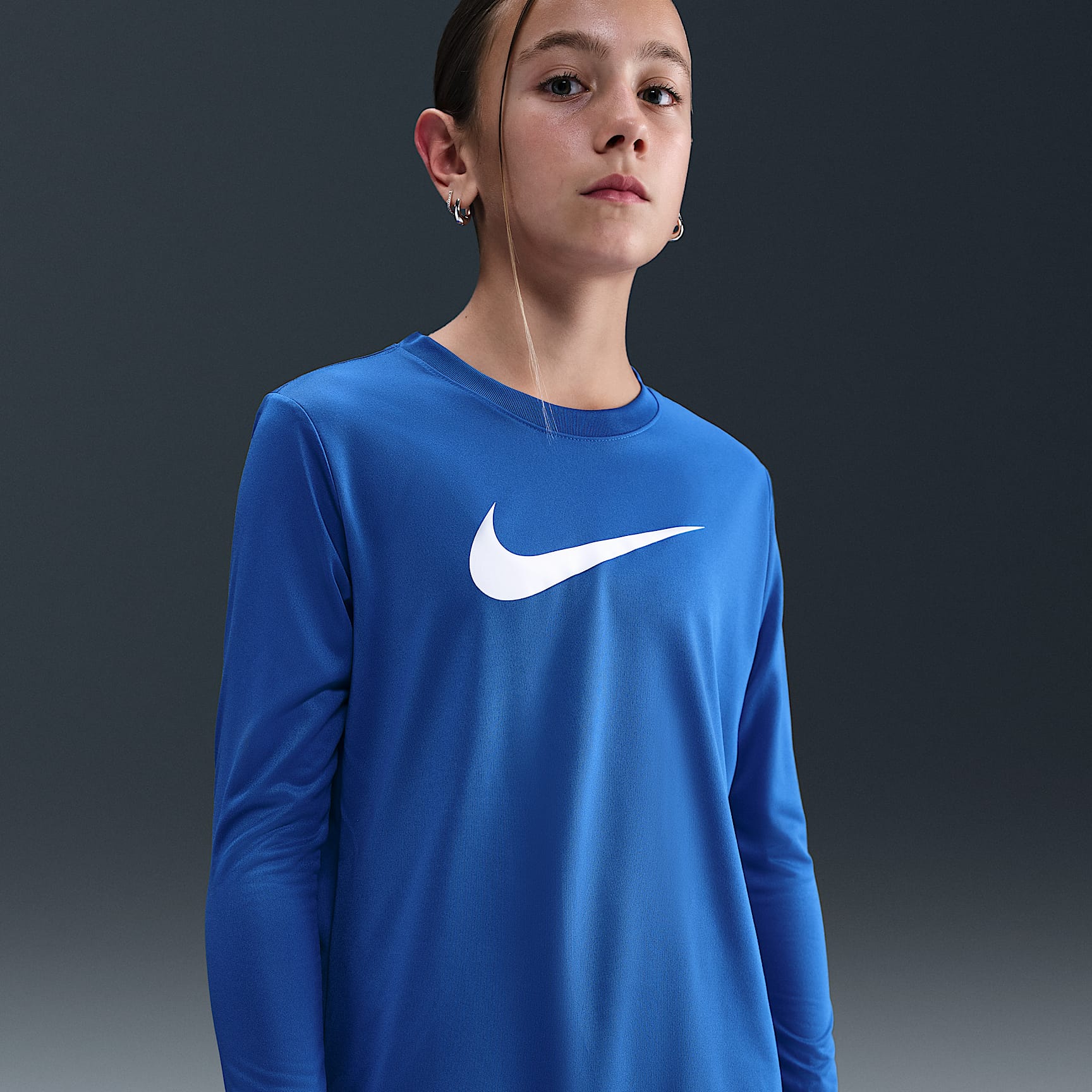 Playera de manga larga Dri-FIT para niño talla grande Nike Legend – Royal juego/Blanco – vista 1