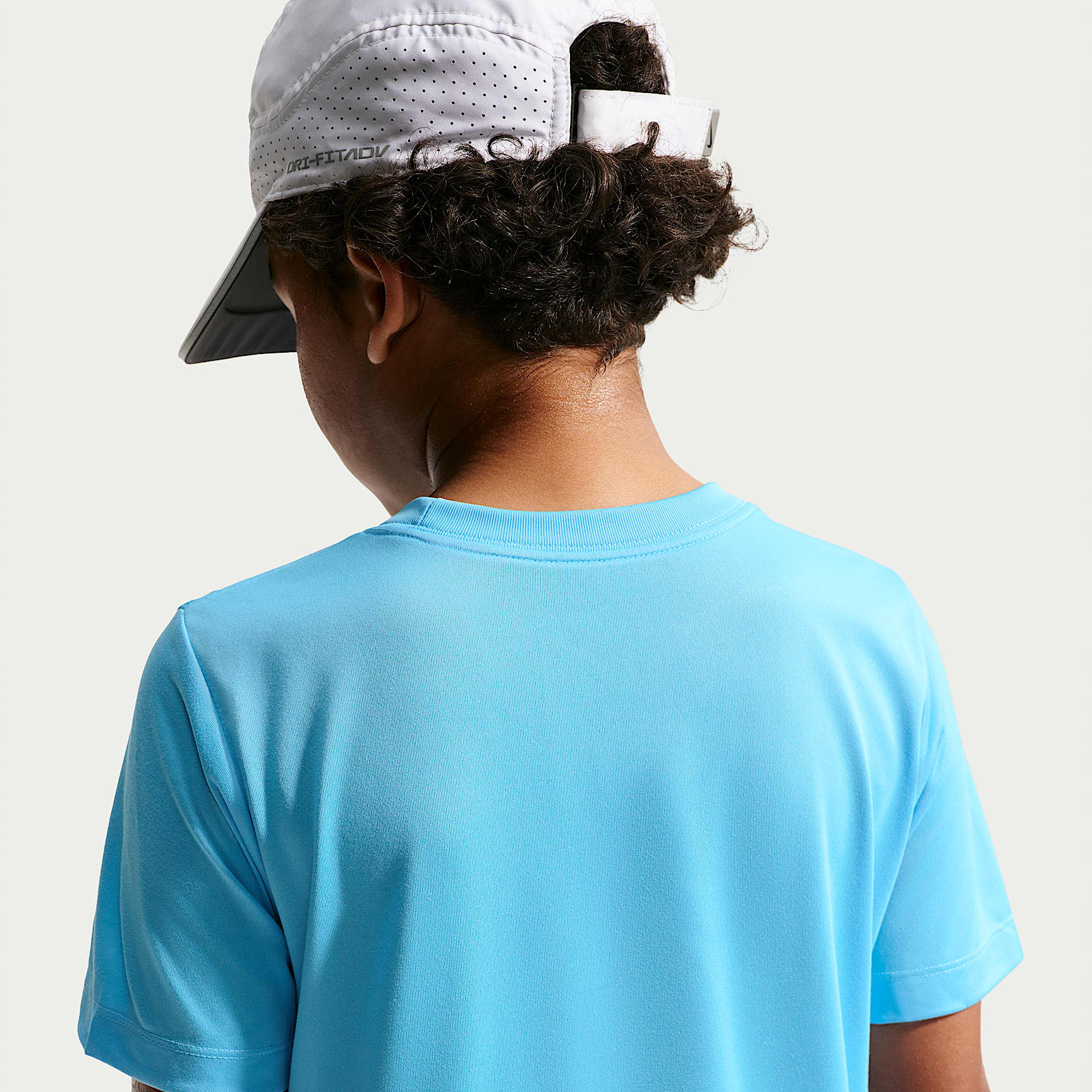 Playera Dri-FIT para niños talla grande Nike Legend – Azul fútbol – vista 2