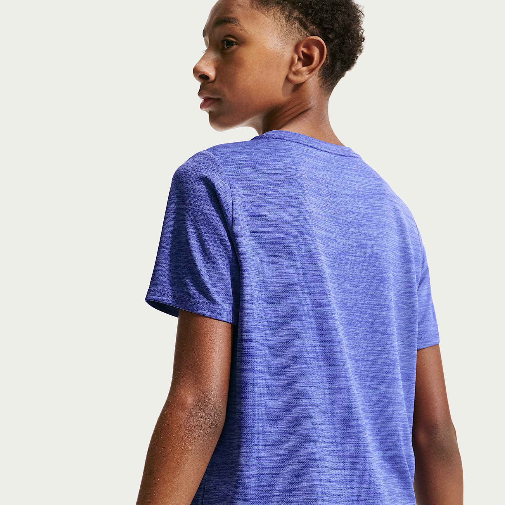 Playera de manga corta Nike Miler Dri-FIT para niños talla grande – Lapislázuli/Royal pulso/Jaspeado – vista 2