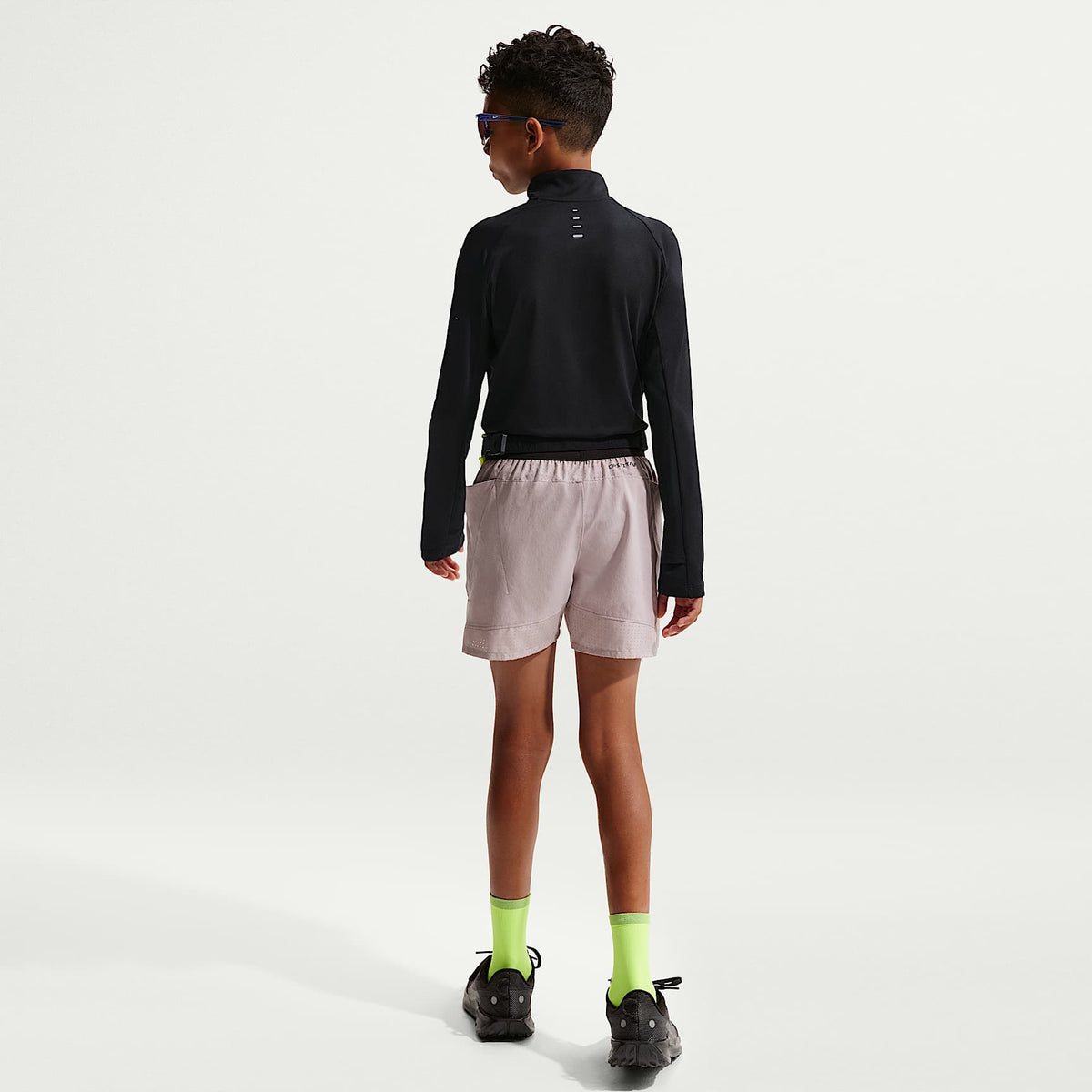 Sudadera Dri-FIT de medio cierre para niños Nike Stride – Negro – vista 5
