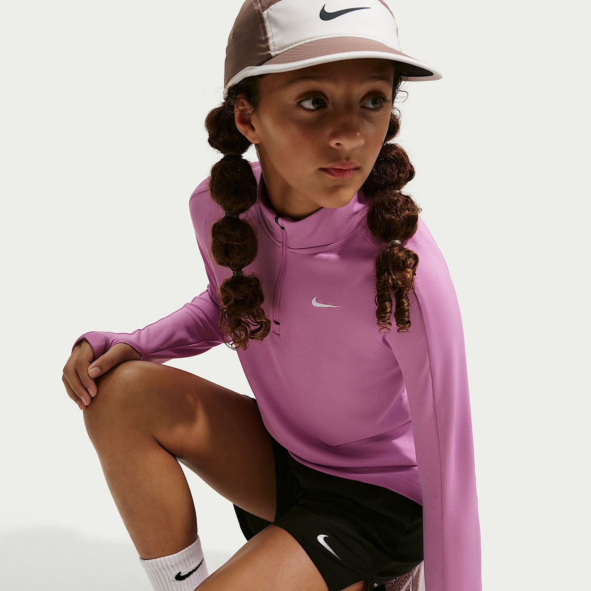 Shorts de entrenamiento Dri-FIT para niños talla grande Nike Stride – Negro – vista 4