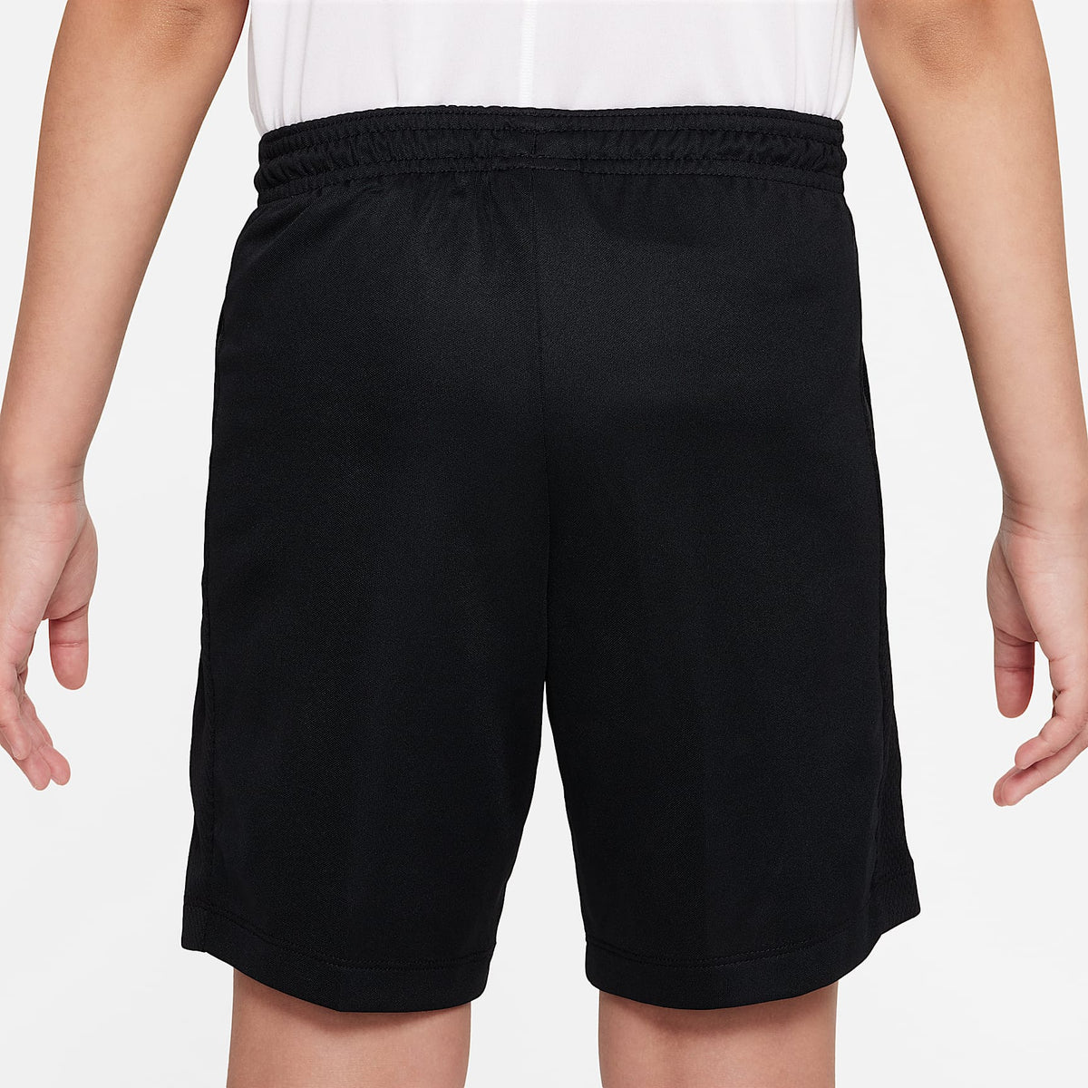 Shorts Dri-FIT para niños talla grande Nike Trophy23 – Negro/Negro/Blanco – vista 4