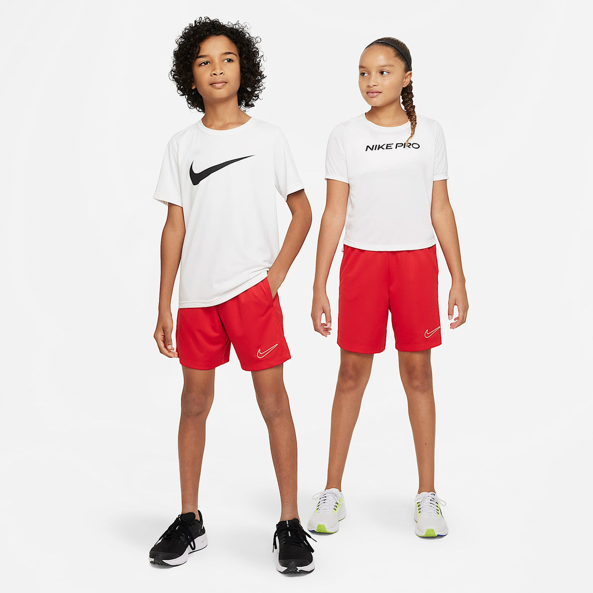 Shorts Dri-FIT para niños talla grande Nike Trophy23 – Rojo universitario/Rojo universitario/Blanco – vista 8