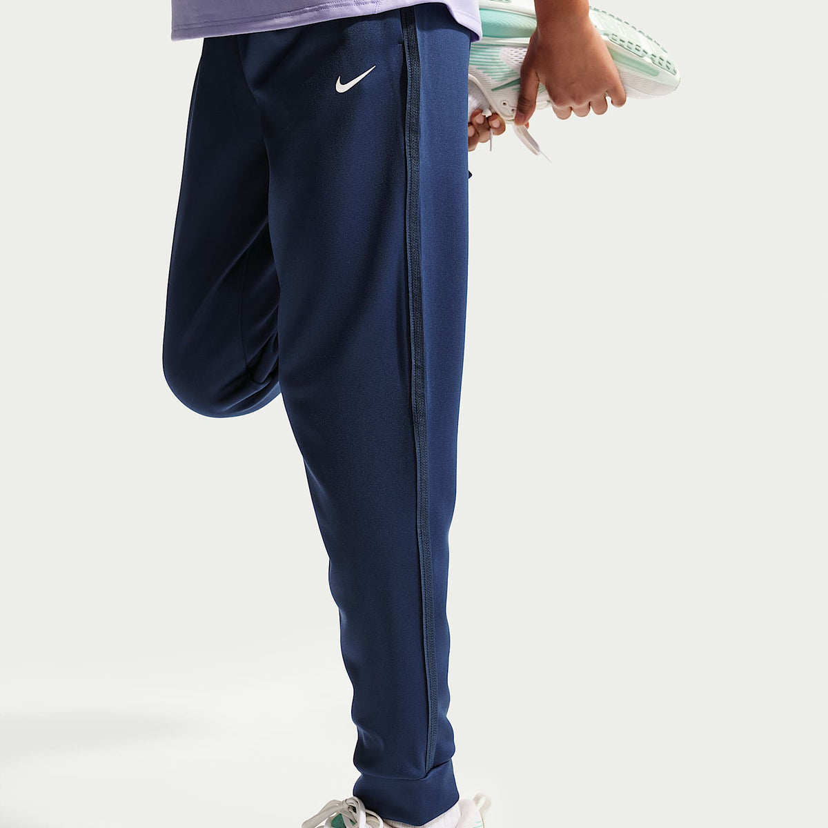 Pants de tejido Knit para niños talla grande Nike Multi – Azul marino medianoche/Negro/Blanco – vista 5