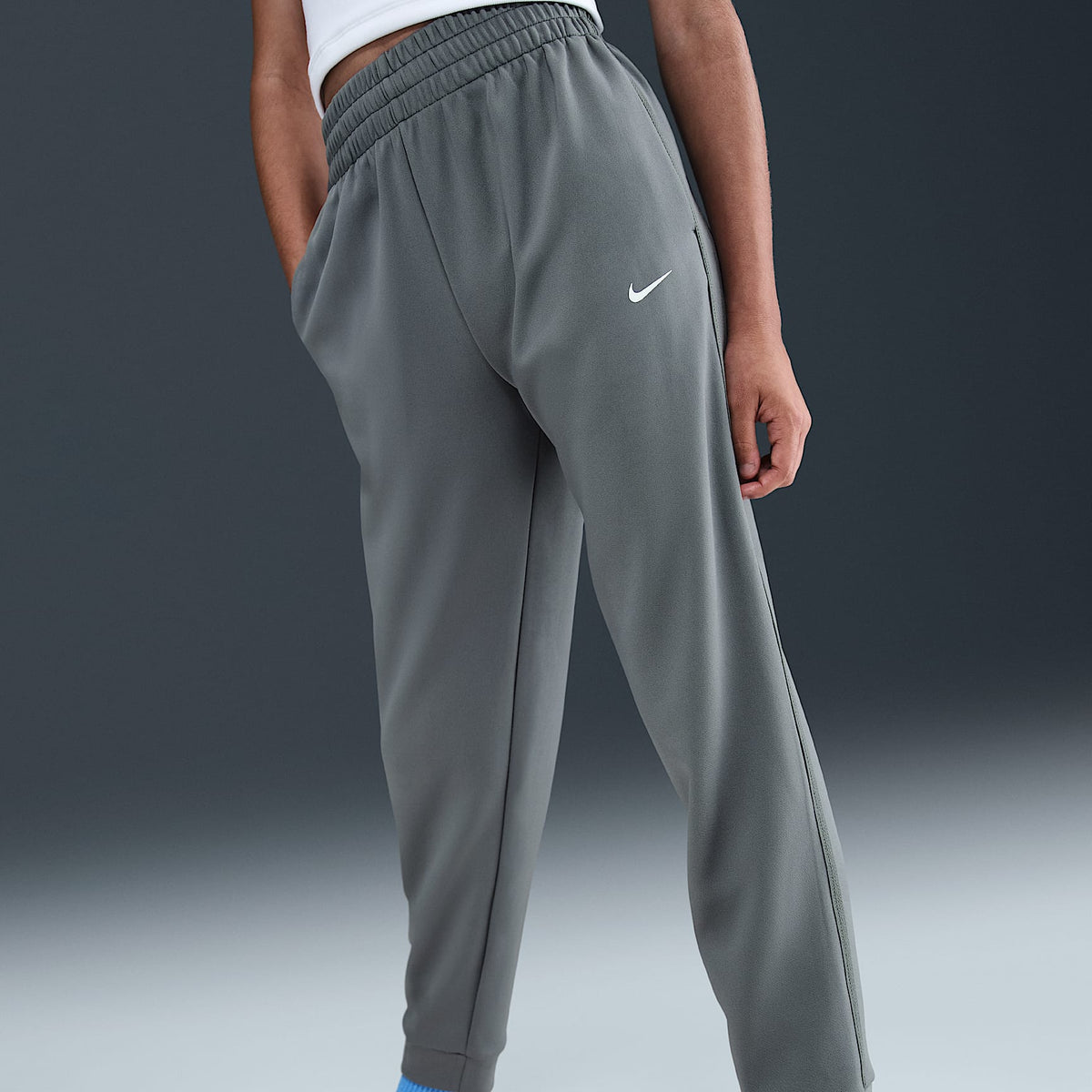 Pants de tejido Knit para niños talla grande Nike Multi – Gris humo/Negro/Blanco – vista 3