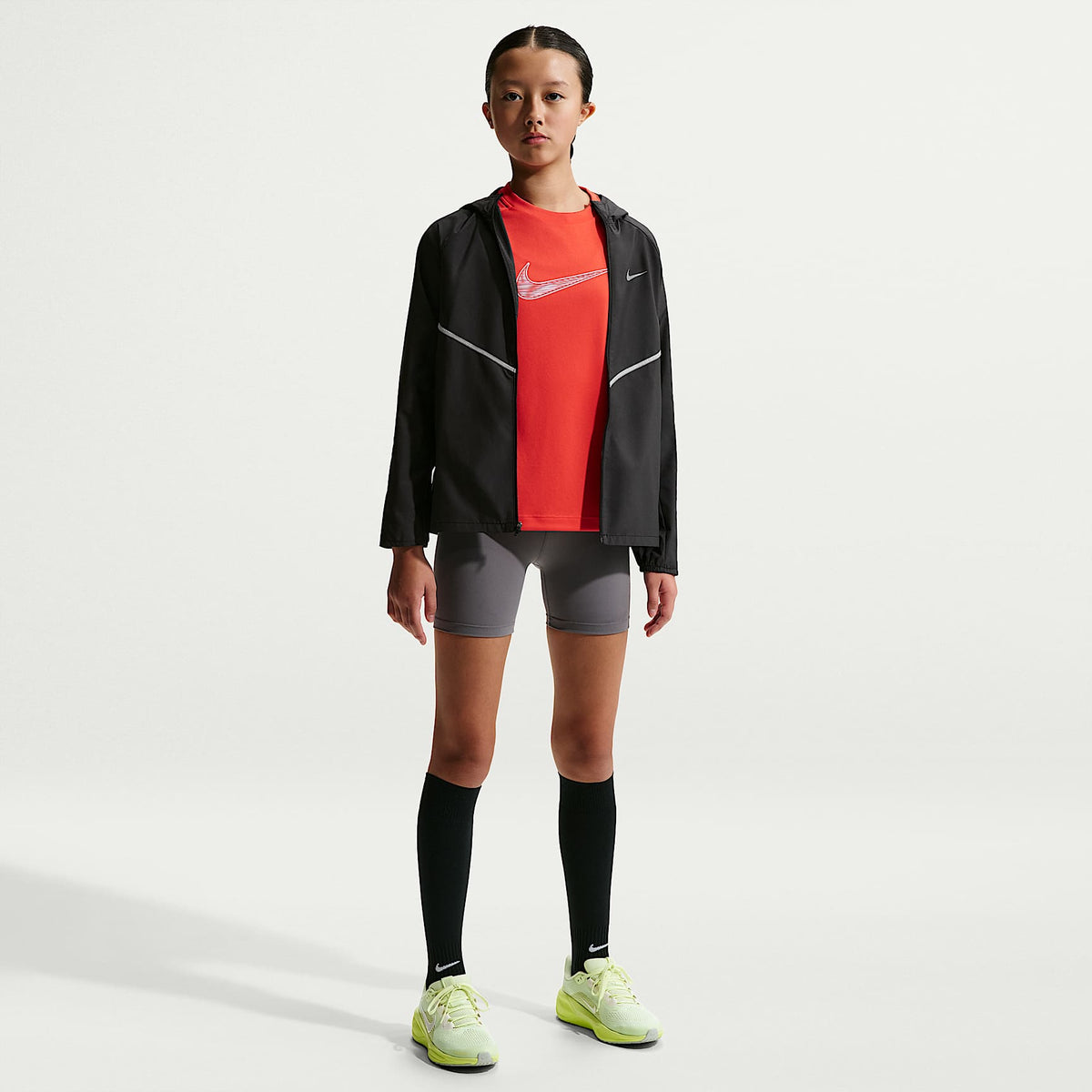 Chamarra de entrenamiento para niños Nike Miler Repel UV – Negro – vista 6
