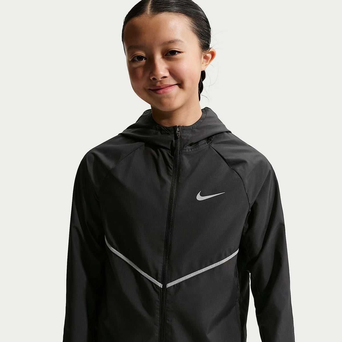 Chamarra de entrenamiento para niños Nike Miler Repel UV – Negro – vista 2