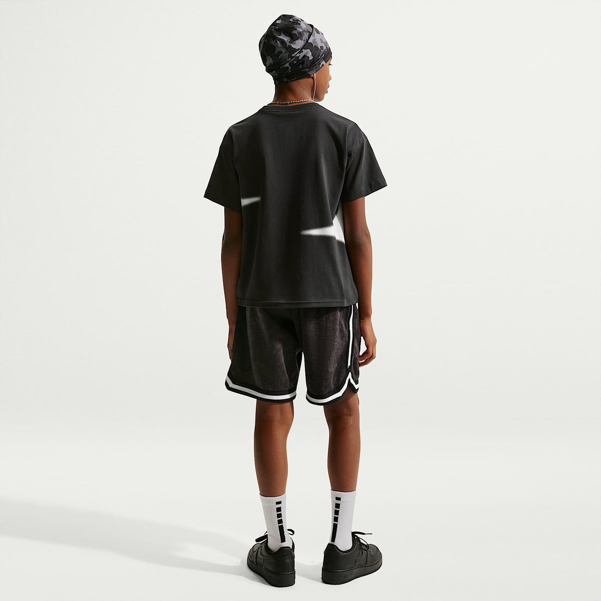 Playera Max90 para niños talla grande Nike All Star Weekend – Sombrío apagado – vista 5