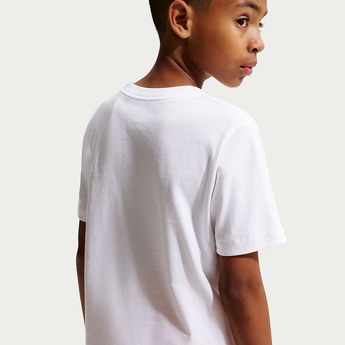 Playera de fútbol para niños talla grande Nike – Blanco – vista 2